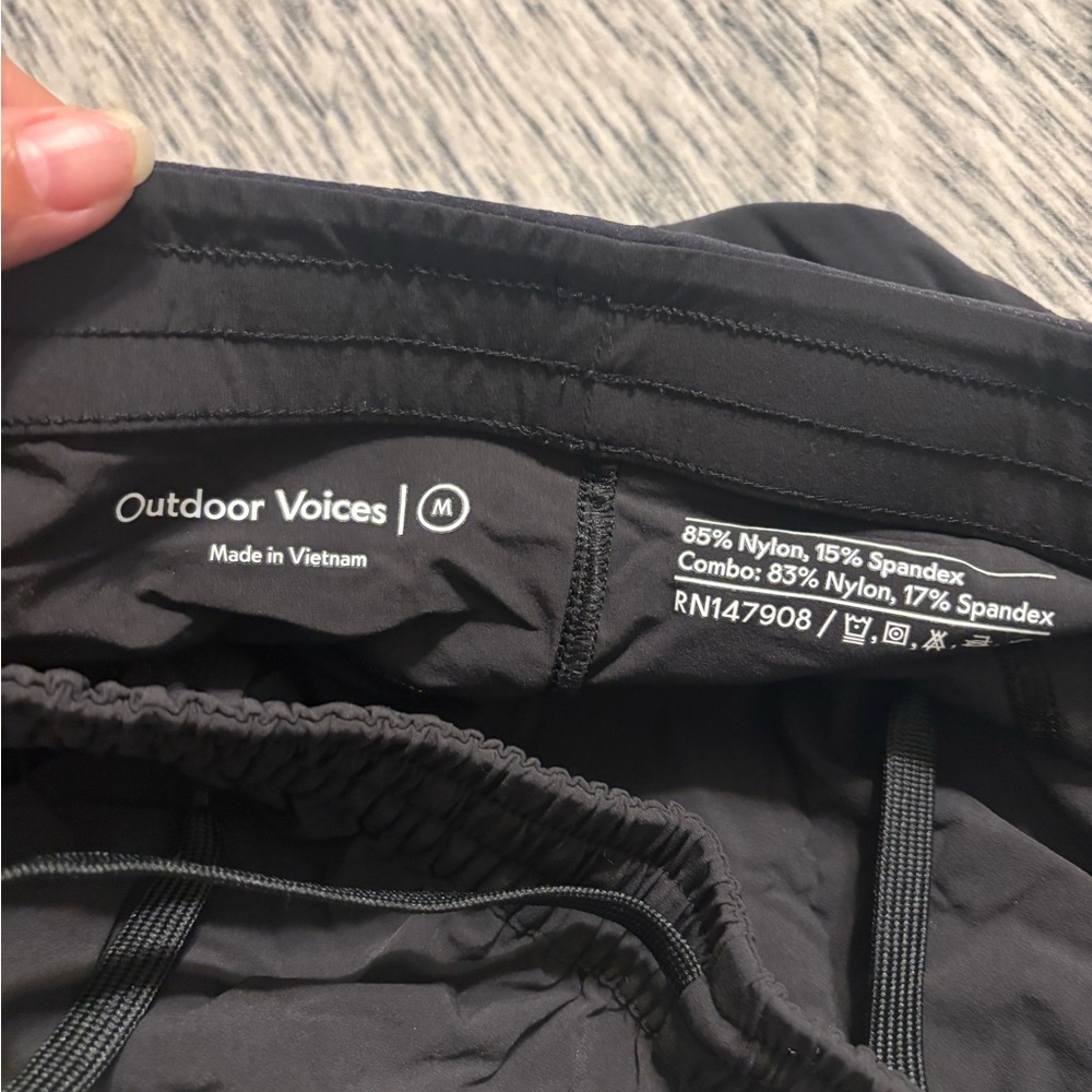 Outdoor Voices Black Joggers - Picture 2 of 2